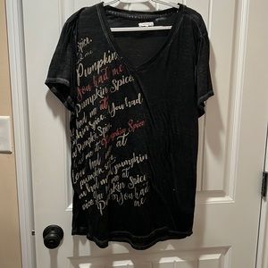 Maurice’s fall lightweight tee